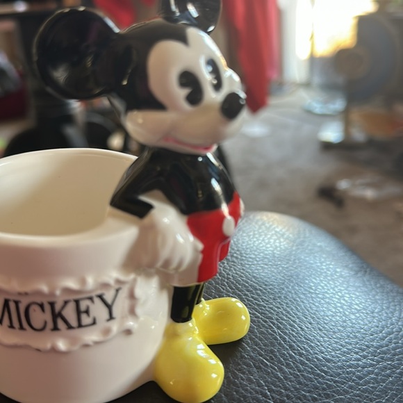 Mickey Mouse Cup and Holder - Picture 10 of 12